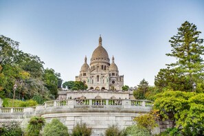 Point of interest - Montmartre : At 10min from Sacré-Coeur & Luminous (Paris)