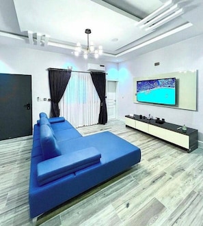 Family Apartment, Balcony, City View
