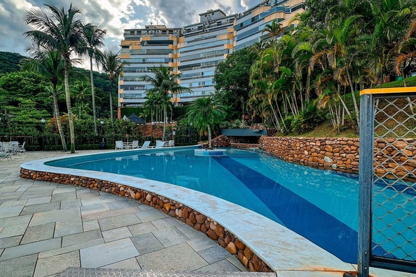 Basic Apartment | Pool | Outdoor pool