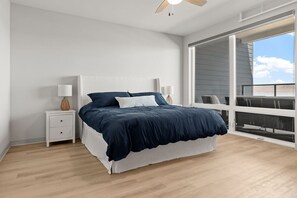 2 slaapkamers, een strijkplank/strijkijzer, gratis wifi, beddengoed