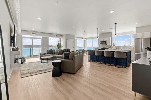 Condo with beautiful windows overlooking Lake Pepin - Attached Garage - Unit 208