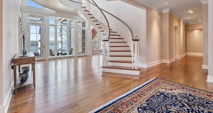 Luxurious house near Cornell campus with lake views and incredible sunsets.