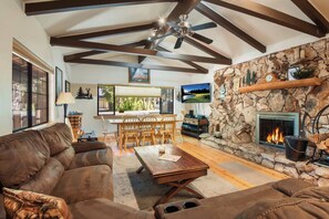 TV, fireplace, DVD player