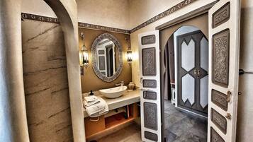 Deluxe Double Room, Patio, Pool View | Bathroom | Shower, rainfall showerhead, free toiletries, hair dryer