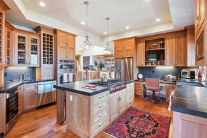 Fridge, microwave, oven, stovetop - Luxury Mountain Chalet | Deck w/ BBQ & Lake Views (Tahoe City)