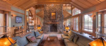 Luxury Northstar Palace w/ Hot Tub & Games