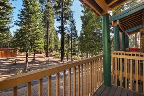 Property grounds - Regency Retreat – Studio for 2! (Tahoe Vista)