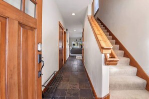 Interior - Sunny Woods Acres | Near Golf & Adventure Park (Tahoe Vista)