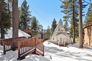 Exterior - Beautiful Mountain Getaway (Kings Beach)