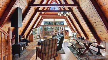 TV, fireplace, DVD player