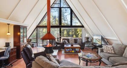 Woodside Hideout | Hop Away from Activities