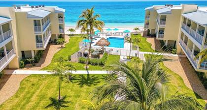 *NEW* Finer Things-Beach/Pool