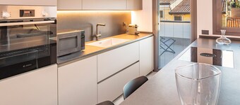612A Blumen Apartment