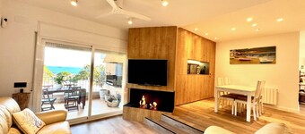 Penthouse in Calella, pool and garden and 5 minutes from the beach!