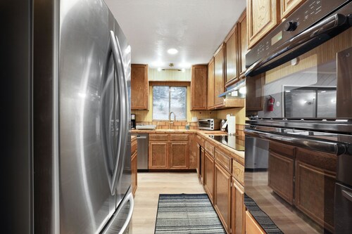 Southern Pines | Arcade Games & Foosball for Kids!