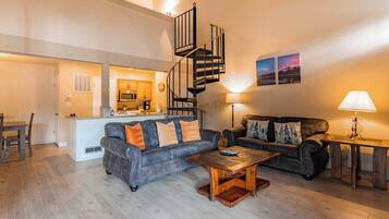 Télévision, cheminée