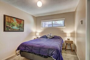 4 Schlafzimmer, Bügeleisen/Bügelbrett, WLAN, Bettwäsche