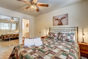 3 Schlafzimmer, Bügeleisen/Bügelbrett, Reisekinderbett, WLAN