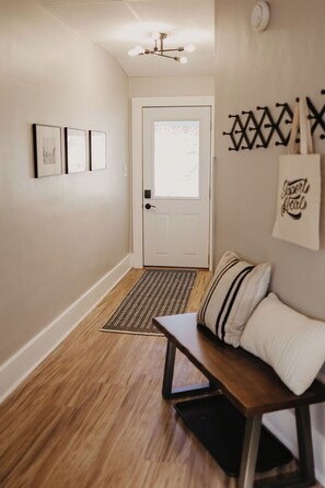 Interior - Charming 2-bedroom upper apartment in fabulous downtown Saint Charles, MN. (Saint Charles)