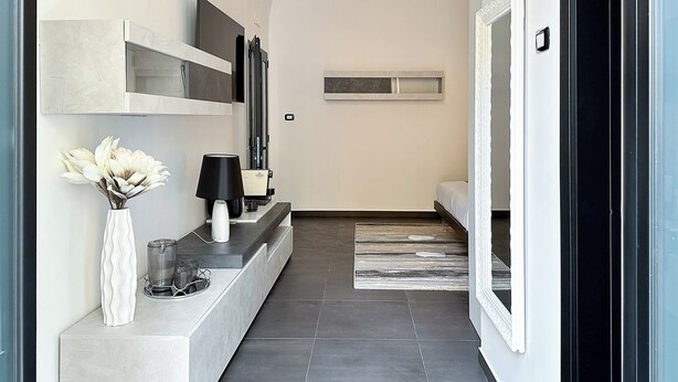 Blackout curtains, iron/ironing board (on request), free WiFi - MARBEL SUITE (Adelfia)