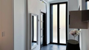 Blackout curtains, iron/ironing board (on request), free WiFi - MARBEL SUITE (Adelfia)