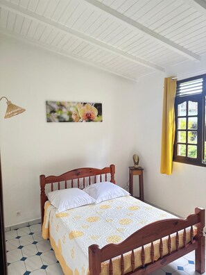 2 chambres, fer et planche à repasser, Wi-Fi, literie fournie