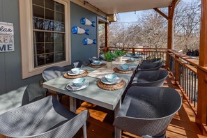 屋外ダイニングエリア