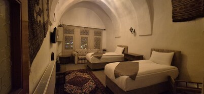 Cappadocia Landscape House.Kapadokya Manzaralı Eski Kemer Tarihi Ev,