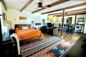 1 Schlafzimmer, Bügeleisen/Bügelbrett, Reisekinderbett, WLAN