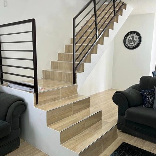 Entire (2 bedroom) townhouse in May Pen, Jamaica