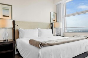 Luxury Apartment, City View | Iron/ironing board, free WiFi - AKA Brickell 32th Free Parking by Palermo Home (Miami)