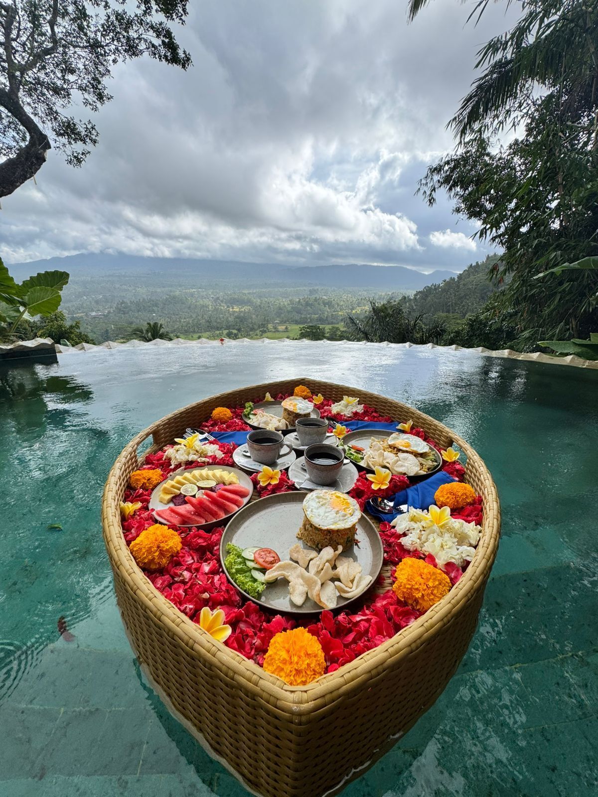 Petit déjeuner continental compris tous les jours