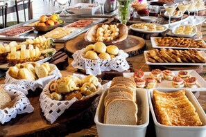 Frokostbuffé er inkludert hver dag