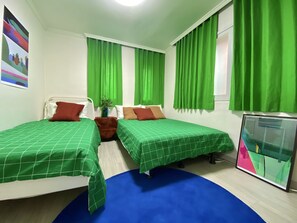 2 bedrooms, WiFi, bed sheets - Chic 2-bedroom apartment in marvelous Seoul with WiFi, AC (Seoul)