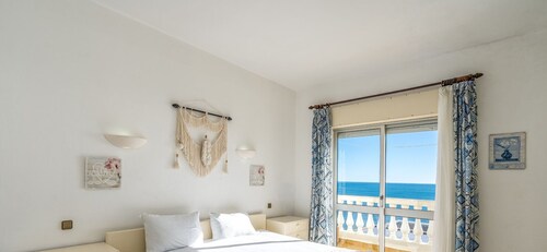 #261 Rosa Guest House I by Home Holidays