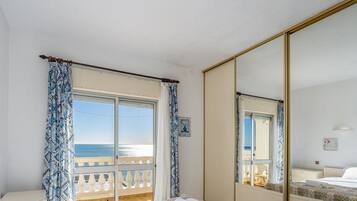 2 bedrooms, free WiFi