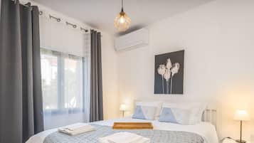 2 Schlafzimmer, BĂŒgeleisen/BĂŒgelbrett, kostenloses WLAN, BettwĂ€sche