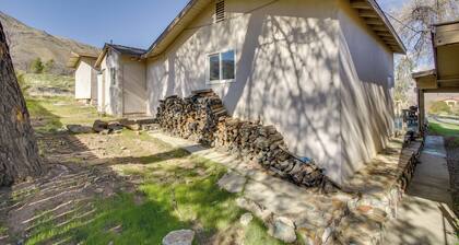 Lake & Mountain Views: Cozy California Stay
