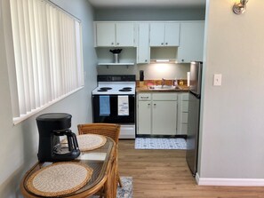 Mikrovågsugn, ugn och spishäll