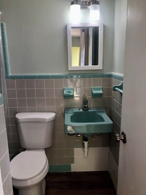 Towels, soap, toilet paper