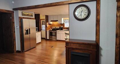 VALLEY VISTA 3-bedroom 2-bath house in Lucasville