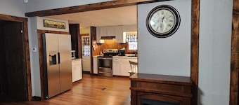 VALLEY VISTA 3-bedroom 2-bath house in Lucasville