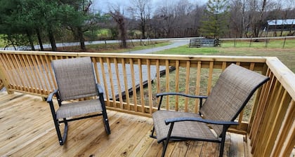 VALLEY VISTA 3-bedroom 2-bath house in Lucasville