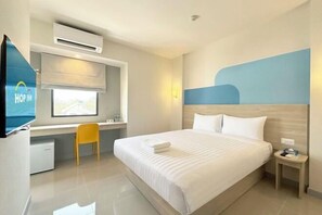 Room - Hop Inn Suphanburi (Suphan Buri)