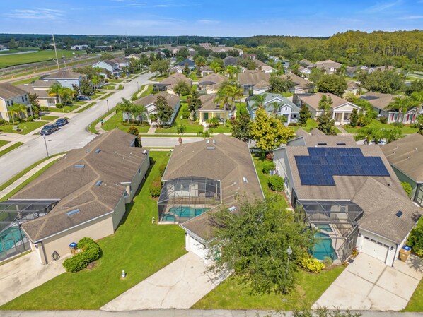 Exterior - 4 Bed 3 Bath South Facing Pool Home with Spa 4986TV (Kissimmee)