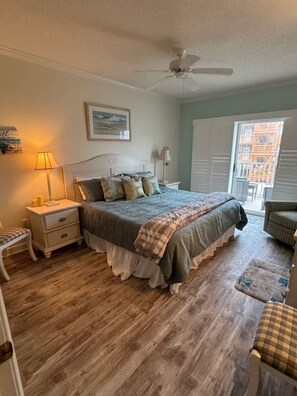 3 bedrooms, iron/ironing board, WiFi, bed sheets - Ocean Block Luxury! 3BR/2BA Condo w/ Pool & Balcony – Sleeps 8, Family Friendly (Ocean City)