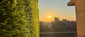 Apartment with WiFi, AC in delightful Noida, Couple Friendly