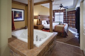 3 bedrooms, free WiFi, bed sheets - Holiday Inn Club Vacations Smoky Mountain Resort-3 BD/3bath, heart of Gatlinburg (Gatlinburg)