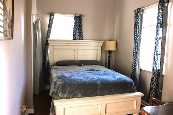 1 makuuhuone, ilmainen Wi-Fi, vuodevaatteet