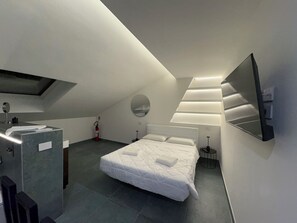 1 Schlafzimmer, Schreibtisch, Bügeleisen/Bügelbrett, WLAN